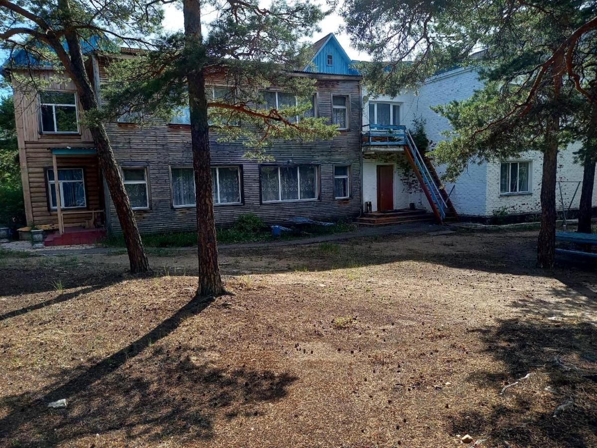 Гостевой Пансионат "Советский Союз" У Ербола Shchūchīnsk Exteriör bild